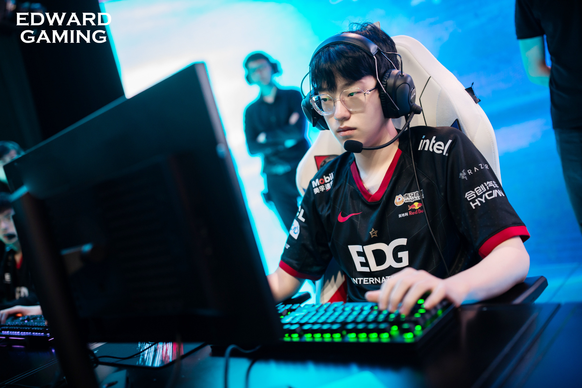 Scout在德国队比赛中晋级下一阶段,出色防守引发热议!比赛高潮迭起的简单介绍 Scout在德国队比赛中晋级下一阶段,出色防守引发热议!比赛高潮迭起的简单介绍