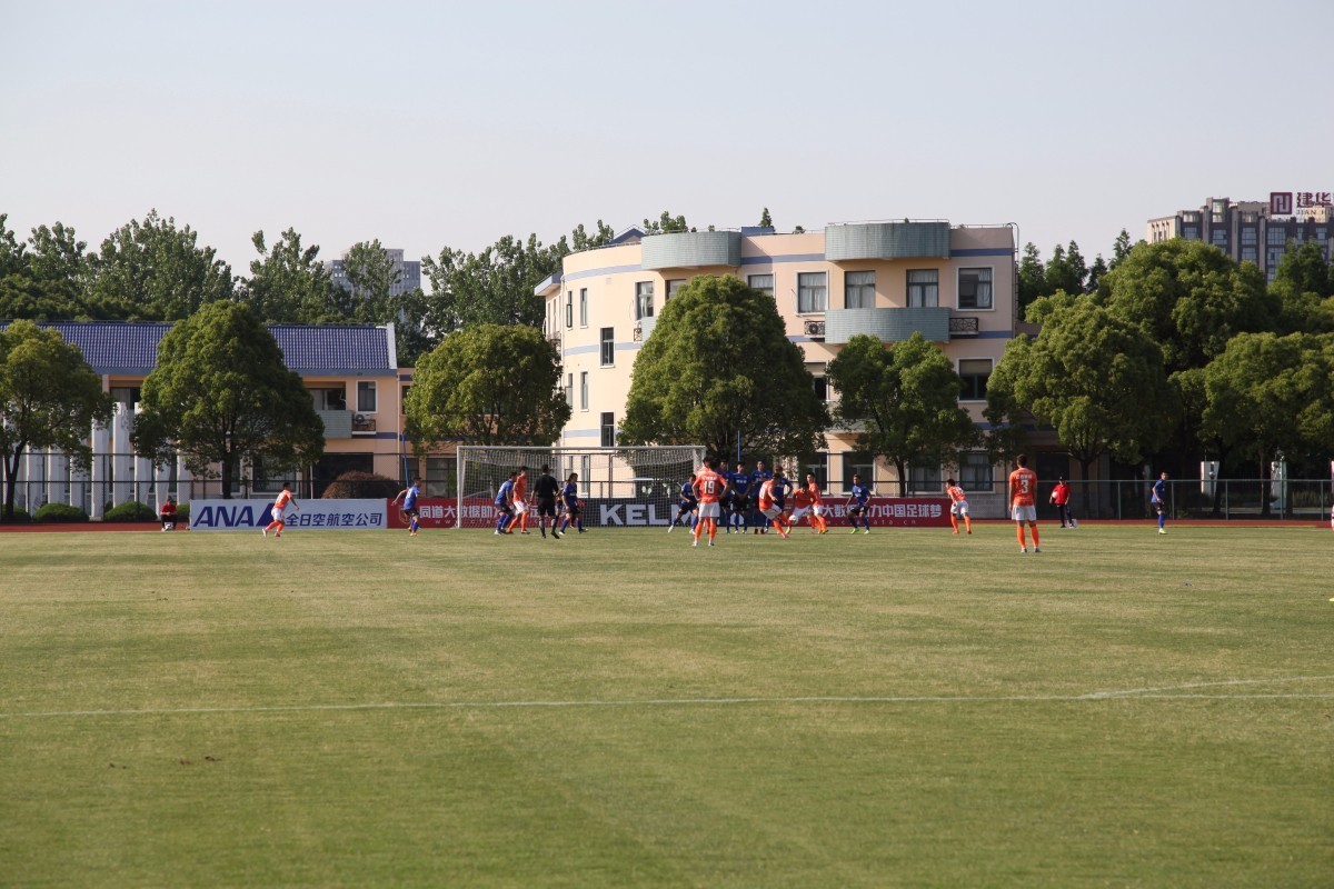 爱游戏-转折点上海海港单刀错失；社区盾冲刺阶段攻防权衡；信心回归；资深球员宣示担当的简单介绍