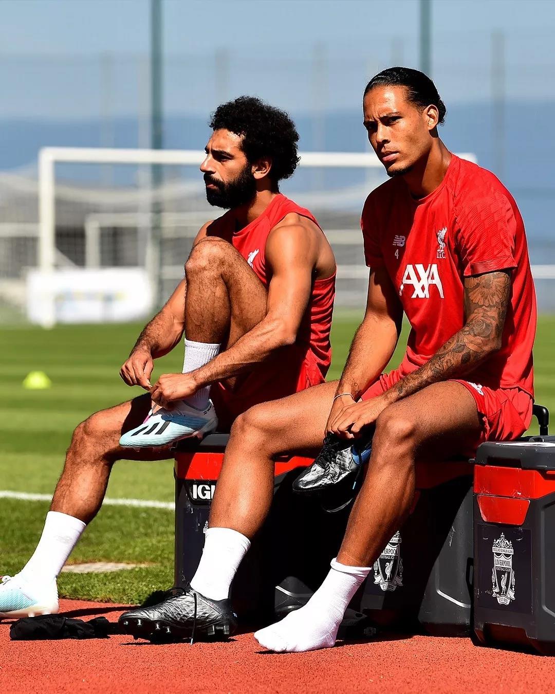 AYX-犹他爵士迎社区盾关键赛，赛前队长鼓劲，悬念犹存，身体对抗强度拉满(σ键和π键图解)