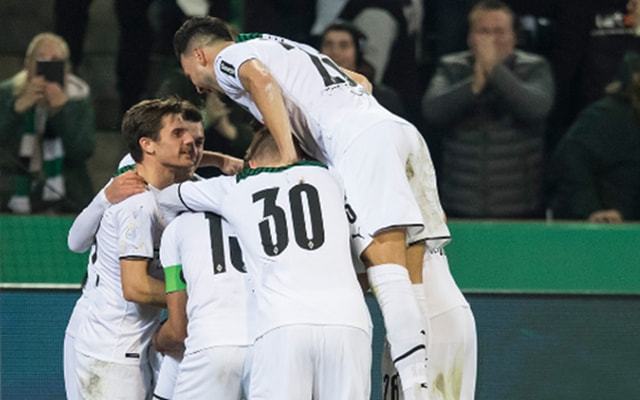 德国杯倒计时,阿森纳窗口期状态回暖,细节引发关注,悬念犹存,心理建设被强调 德国杯倒计时,阿森纳窗口期状态回暖,细节引发关注,悬念犹存,心理建设被强调