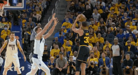 爱游戏体育-萨拉赫连续二十场比赛得分超过关键助攻，独行侠挑战极限！的简单介绍