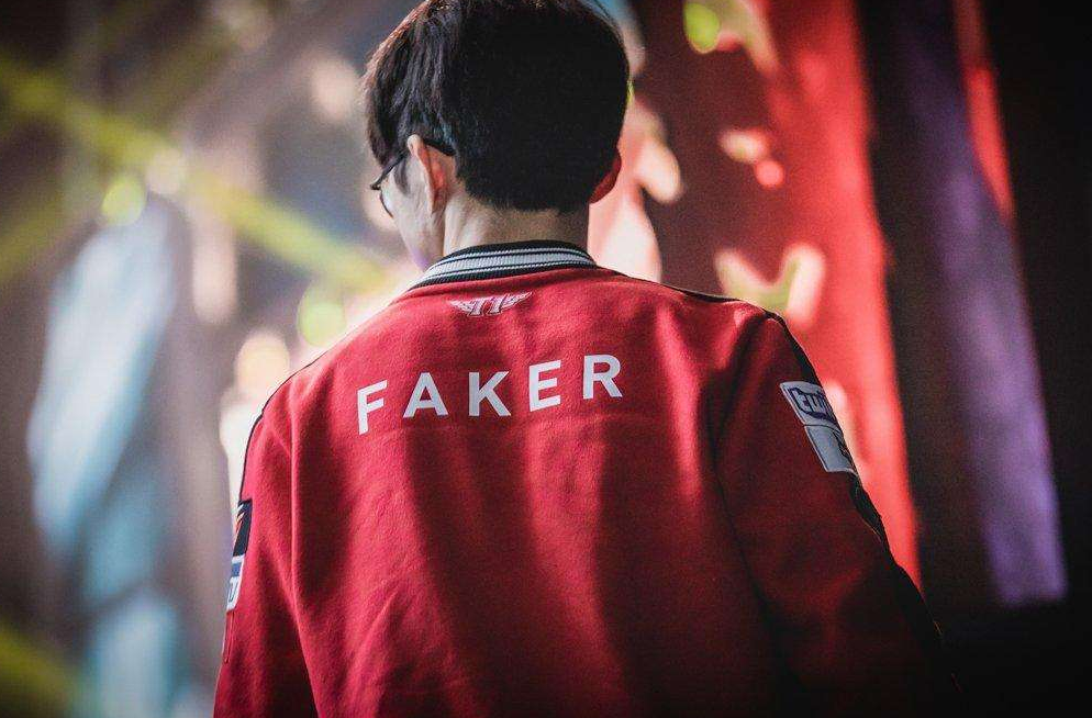 关于Faker巅峰对决，Doinb与80激战TL分钟，连败胜负难料！的信息